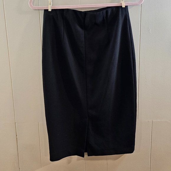 💜 4/$30 💜 Dynamite Pencil Skirt - Picture 5 of 6